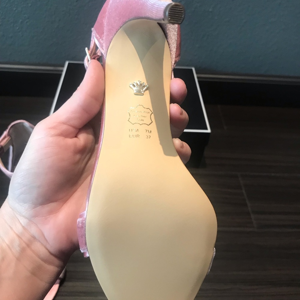 Nina Velvet Heeled Sanals - Picture 7 of 12
